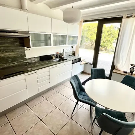 280m2 House With Wifi And Terrace * Монпелье
