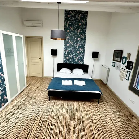 280m2 House With Wifi And Terrace Ferienhaus *